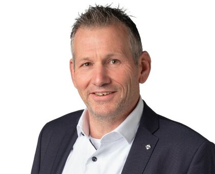 Roel van Hoof, makelaar